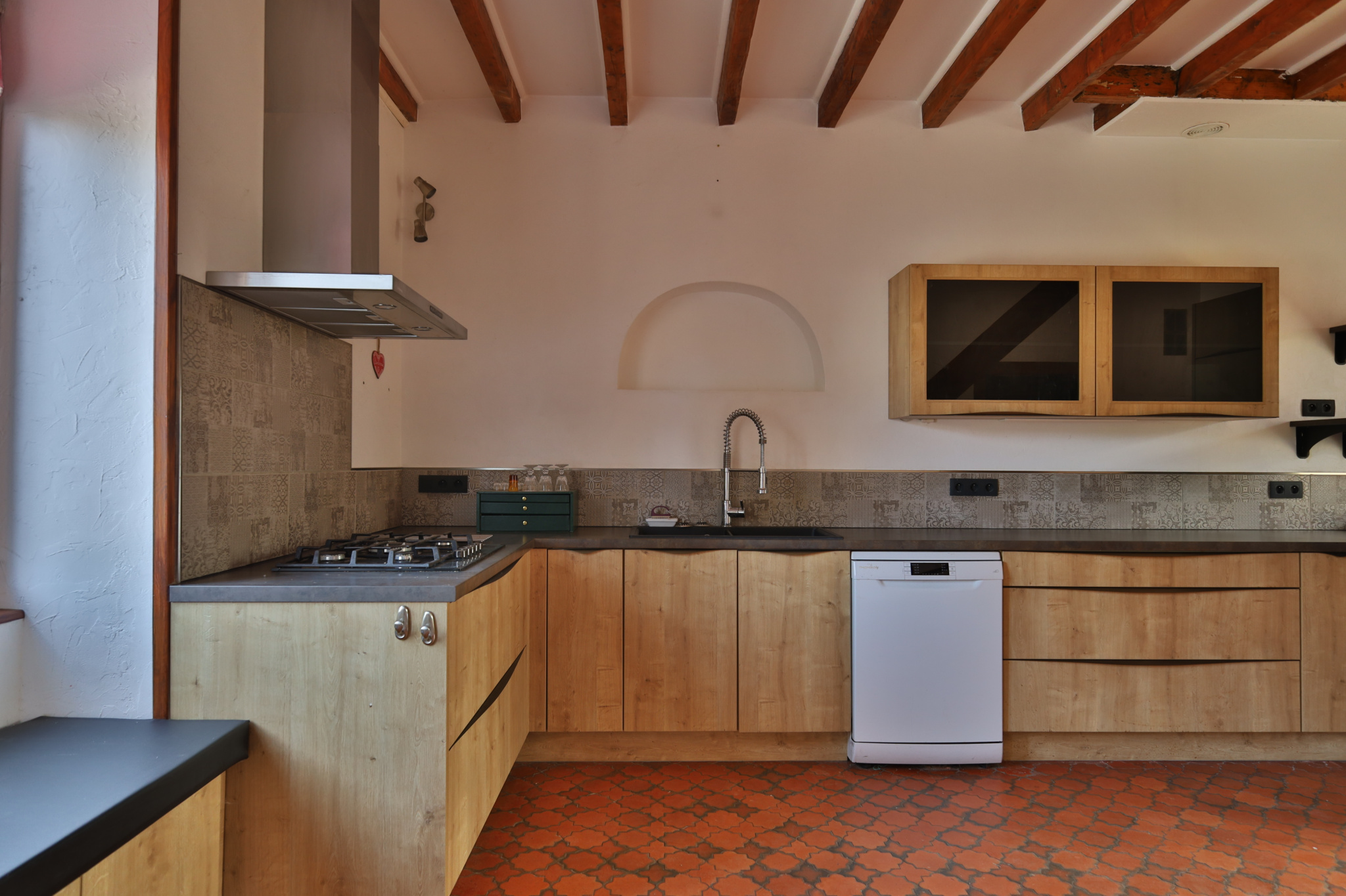 Maison type 7- 204 m2 habitable - terrain surface 1267 m2