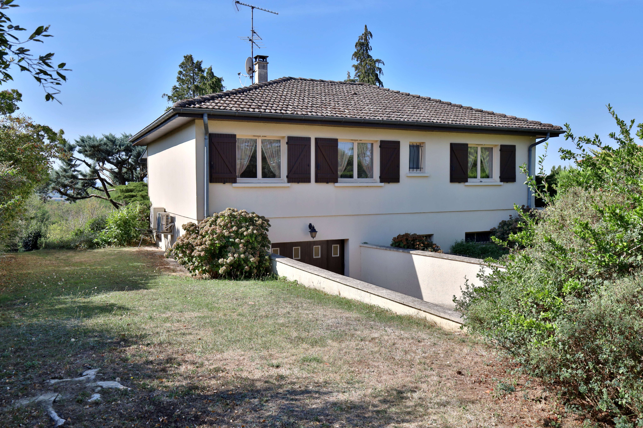 Maison Type T4 - 86,20 habitable avec Sous-sol complet - Ter